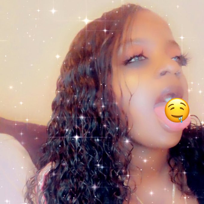 Come hangout with me on #BIGOLIVE https://t.co/WU2PE7RWxq https://t.co/0FoMADzgue<a href="/tag/bigolive"class="tags">#BIGOLIVE</a>