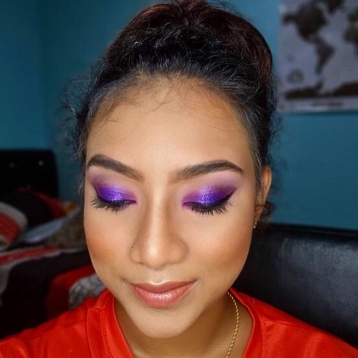 oddsofevensg's tweet photo. 🕊🌈✨ [#CELESTIAL BEINGS] 🕊🌈Align your mood with the stars 🌟 and planets 🪐 like @sumitraxena with our #PressedGlitter Collection in purple ‘Celestial’! 🕎🕊 A beautiful blend of shadows 🌿#Singapore #makeupaddict #Eyeshadow #MakeupSG #Makeup #OddsOfEvenCosmetics https://t.co/gh2x853a52