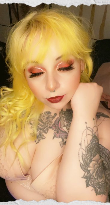 1 spot left open for my #sissy Sunday #sessions up to 45 min on #skype to learn an easy makeup look.<a href="/tag/sissy"class="tags">#sissy</a><a href="/tag/sessions"class="tags">#sessions</a><a href="/tag/skype"class="tags"><span>#skype</span></a><a href="/tag/sissyboy"class="tags"><span>#sissyboy</span></a><a href="/tag/femdomme"class="tags"><span>#femdomme</span></a><a href="/tag/sissytraning"class="tags"><span>#sissytraning</span></a><a href="/tag/sissytransformation"class="tags"><span>#sissytransformation</span></a>