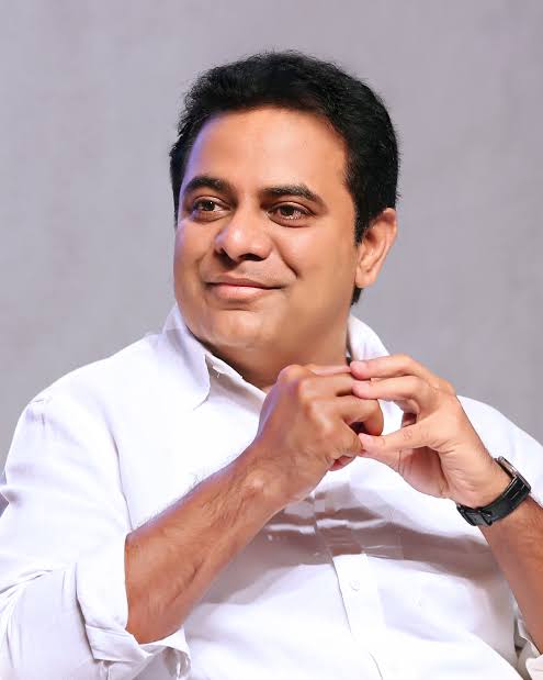 KPR_BRS's tweet photo. యంగ్ అండ్ డైనమిక్ లీడర్ , ఫ్యూచర్ ఆఫ్ తెలంగాణ, తండ్రికి తగ్గ తనయుడు , మన మున్సిపల్, ఐటీ శాఖ మంత్రి కేటీఆర్ కు పుట్టిన రోజు శుభ కాంక్షలు. వారు ఇటువంటి పుట్టిన రోజులు మరెన్నో జరుపుకోవాలని కోరుకుంటూ మీ కొత్త ప్రభాకర్ రెడ్డి.@KTRTRS #HBDKTR
#kprmp #medakmp https://t.co/IjVuZsgAnh