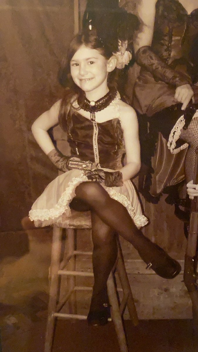 SarahJoslyn's tweet photo. How it started n how it’s going (being an outlaw) https://t.co/Wspjcg6v9l