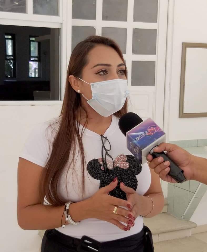 VigiaCiudadano7's tweet photo. Gracias a los medios de comunicación quense han sumado para invitar a que muchos se sumen a donar para la 1ra. Casa Transitoria del Adulto Mayor 🙏.
Te seguimos invitando a donar.

#DIFBJ
#CoordinacioóndeDonativos https://t.co/GhLQ9m3UMa