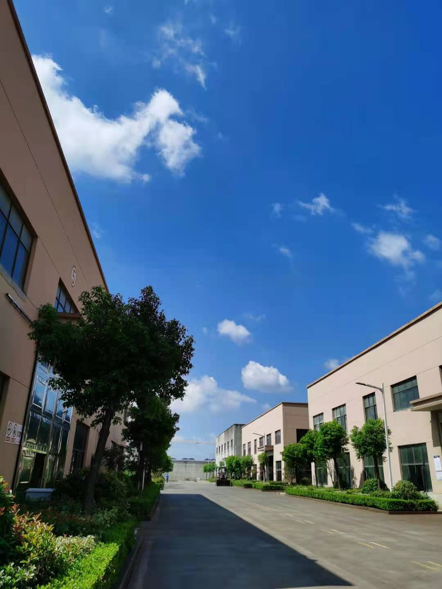 987600852Yin's tweet photo. Today factory nice weather!! happy~~ https://t.co/4mFgDTb03S
