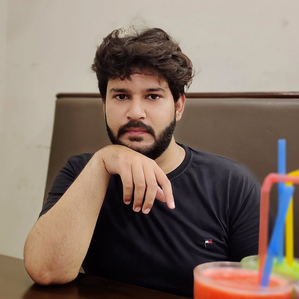 Oye_as_ad's tweet photo. Avi Updated 💜
Bhool na jana ab👉👈🥺
This♥️.                      To.              This💕 https://t.co/dVG7JvWRL2