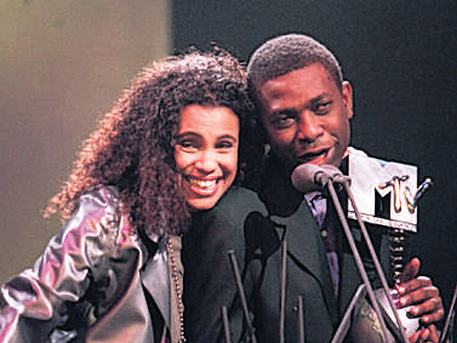 Youssou`n`dour - 7 seconds. Youssou n dour neneh cherry 7 seconds. Neneh cherry 7. Neneh cherry в молодости. Youssou n'dour & neneh cherry.