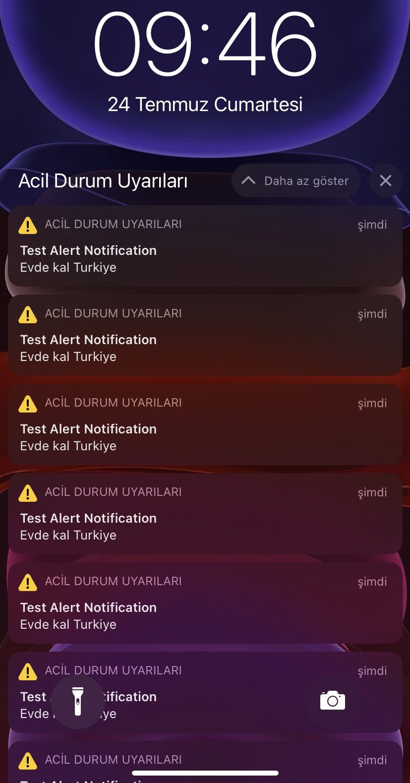 ata benli on twitter ulan noluyor sabah sabah darbe falan var sandim iphone evde kal turkiye diye alarm vermeye basladi bu da mi dis guclerin oyunu evdekalturkiye https t co lx4myusfkm twitter
