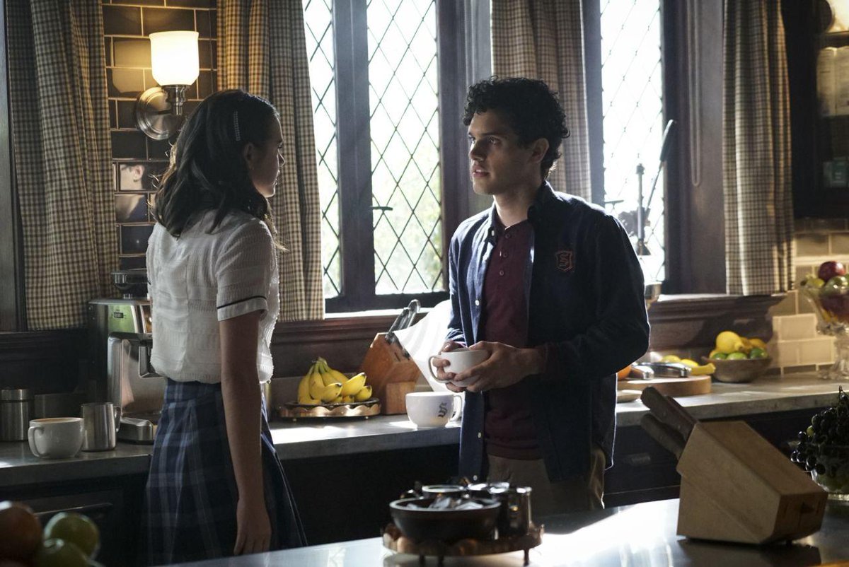 Simran2402's tweet photo. #S2E01 #Season2 #Legacies #GermanTVChannel #thursdaynight @cwlegacies @BryantmKaylee @ItsJennyBoyd #AriaShahghasemi @sixxtv ๐๐ซ๐๐๐๐ฉโโค๏ธโ๐จ๐๐
๐ต๐๐งโจ๐ฎ๐ฏ๐๐บ๐๐ด๐ก๏ธโฐ๏ธ๐ฆ๐ช๐ซ๐๐ช๐ซ๐๐ฃ๐ญ๐จโ๐ฉโ๐งโ๐ง๐๐ฅ๐ฌ๐ฅ๐ฅ๐ฟ๐ฉ๐ช๐ท๐๐ https://t.co/OhW7hMjecW