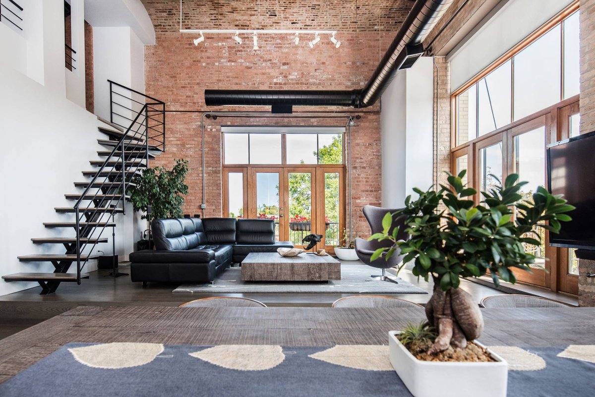 Chicago Loft by KC Architects

homeadore.com/2017/09/28/chi…

#decoration #architecture #home #interiordesign