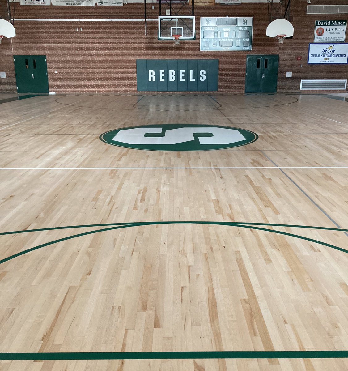 A sneak peak of the gym this morning-looking good  #webleedgreen #rebelsforever #wearefamily