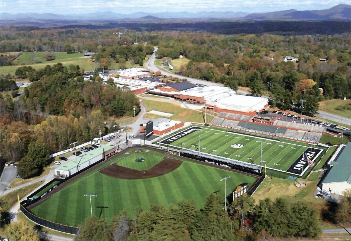 coachbishop1's tweet image. 13 days til kickoff at home vs Redan…9 total practices left…#unleashed2021

docs.google.com/forms/d/e/1FAI…