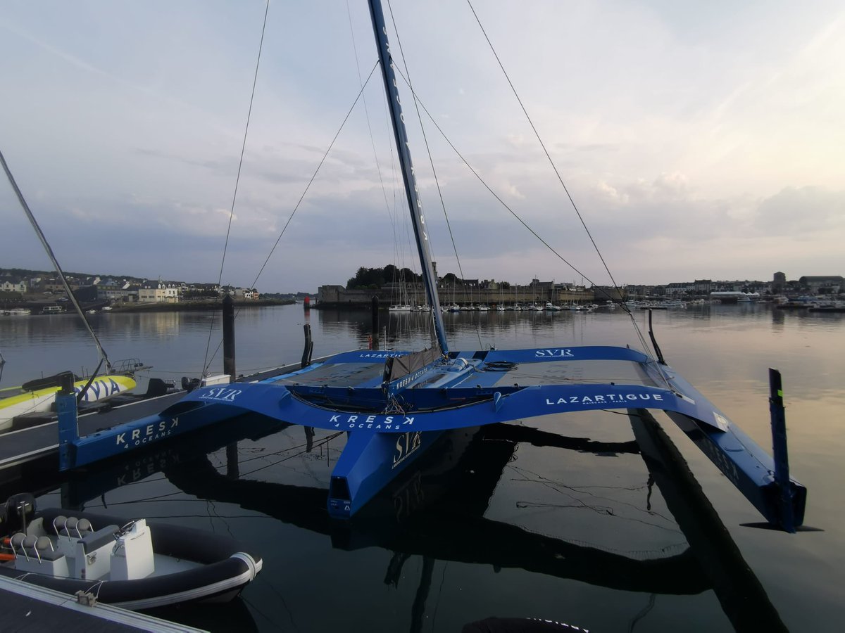 Mais qu’est-ce qu’il beau! Fantastique, hâte de le voir en mer! <a href="/MerConcept_/">MerConcept</a> <a href="/SVRLazartigue/">Trimaran SVR-LAZARTIGUE</a> <a href="/francoisgabart/">François GABART ⭐️⛵️⭐️</a>