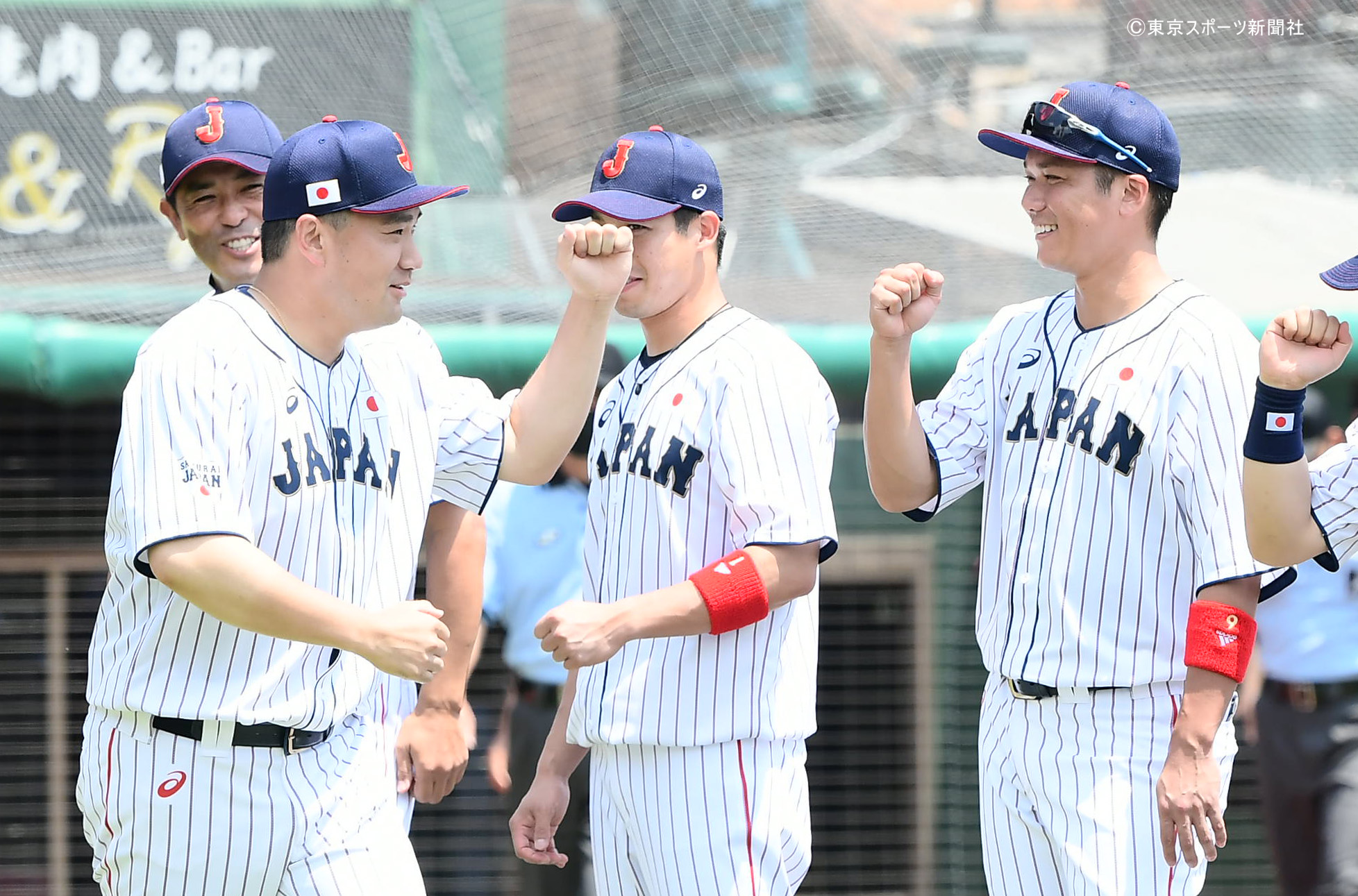 田中将大ピンバッジコレクション　田中将大×坂本勇人コラボグッズ 公式ショップ】 田中将大 楽天 Amazon.co.jp: ジャイアンツ