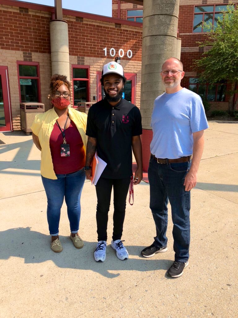 JohnEarlyMMM's tweet photo. @JohnEarlyMMM admin, teachers and staff are excited to see our students and teachers. @drjeremyriggs Guid Counselor Pat Terrell & @CommAchieves Malik Yant made home visits for a personal back to school check in. If you are looking for a middle school #37208 #OutNorth 🔽🔽🔽 https://t.co/SiRQBYvYL3