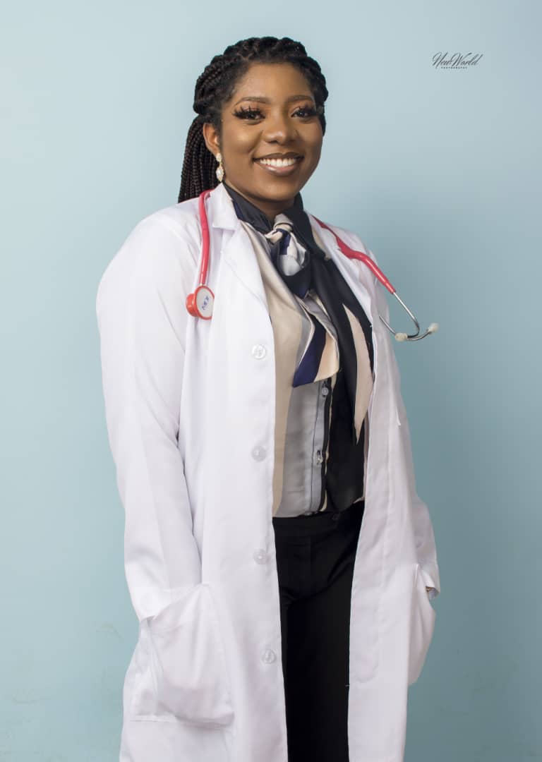 the27thiconics's tweet photo. Introducing....
Dr Odumuye Oluwademilade🔥👩‍⚕️
                   MBChB(Ogun)

#27thonthe27th
@demi_lizzy https://t.co/AVXRI9KXjG