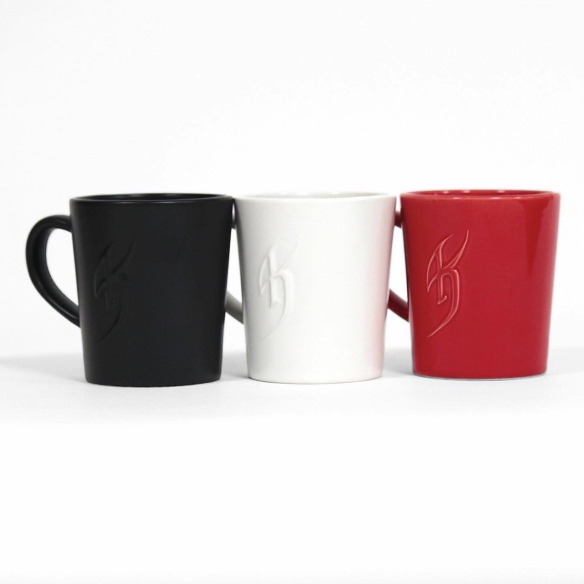 Himuro Com Anniversary Mug Cup Angel オリジナル型を図面からおこして製造した完全オリジナル仕様のマグカップ 側面には Kh と Angel 凸型 外底面にはクロスのモチーフを施しました アニバーサリー ブレンド Angel をお楽しみいただくのに
