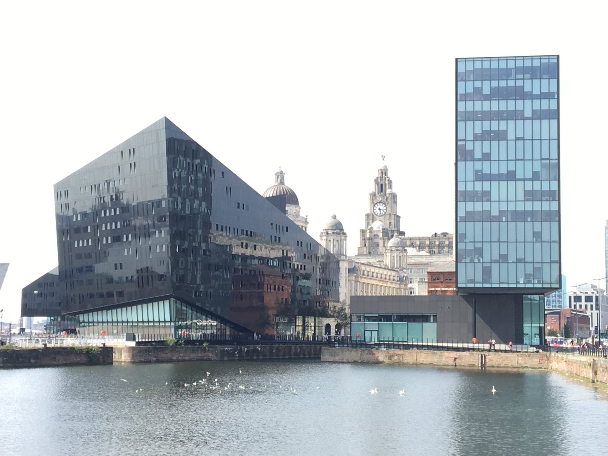 It may not have retained its World Heritage status, but what a fantastic city to visit #bidwellsheritage