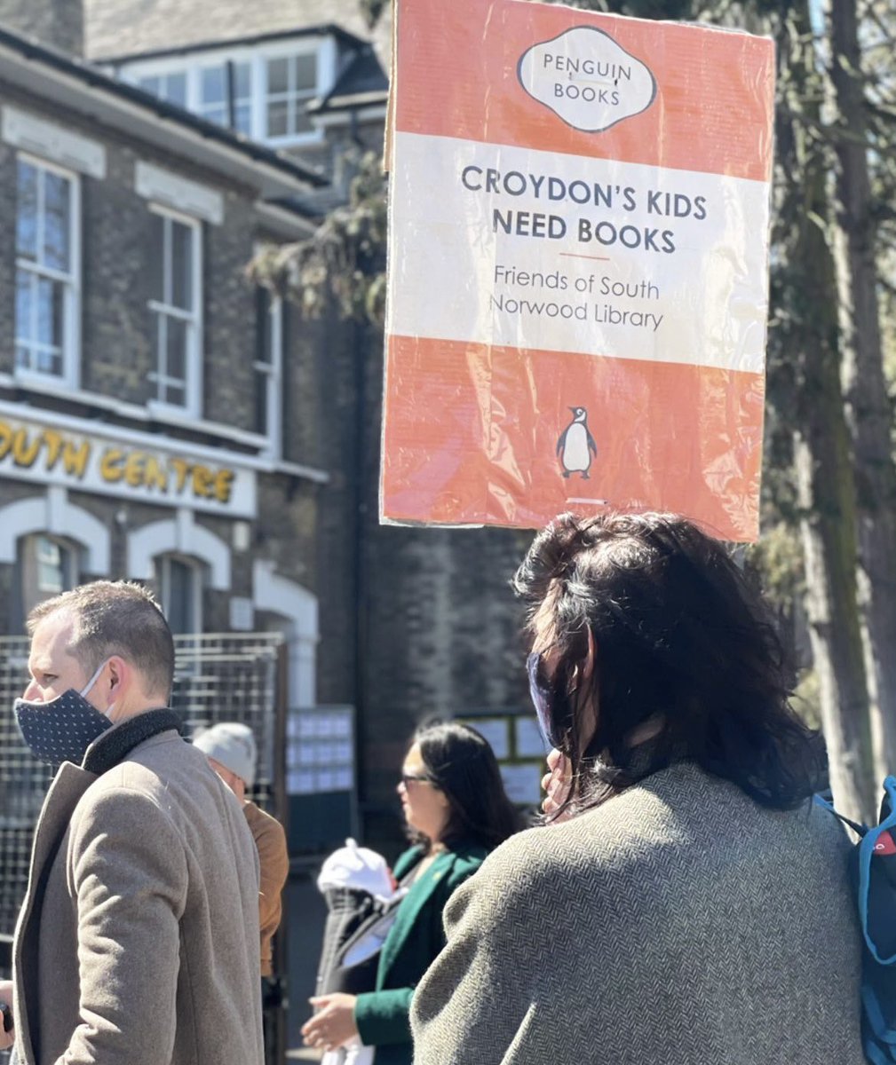 friends_norwood's tweet image. Croydon’s library consultation closes midnight on Monday 26th July. We’re protesting again today, Saturday at 11:30 to 12:30 - come join us! #se25 #southnorwood #library #Croydon