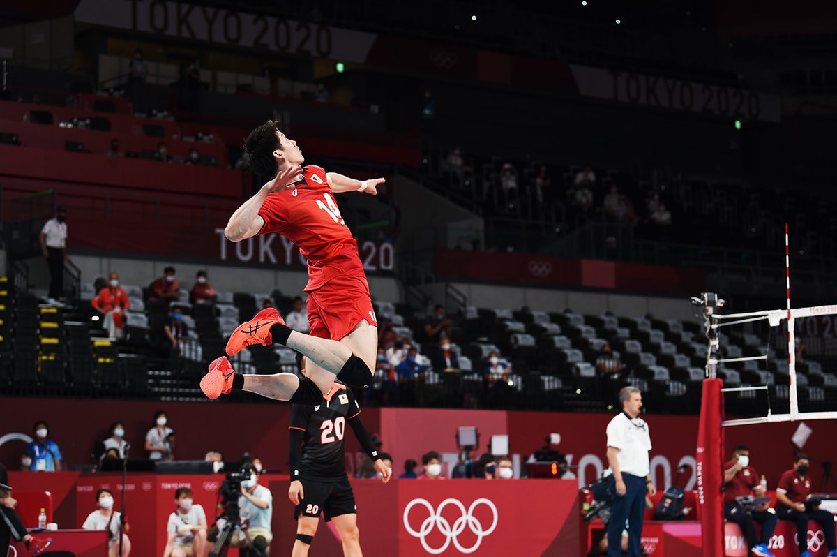 千葉格 Itaru Chiba バレーボール日本代表 オリンピックオープニングポイントが 石川祐希選手なのは興奮したなー このまま 有明でどんどん高く飛んでほしい