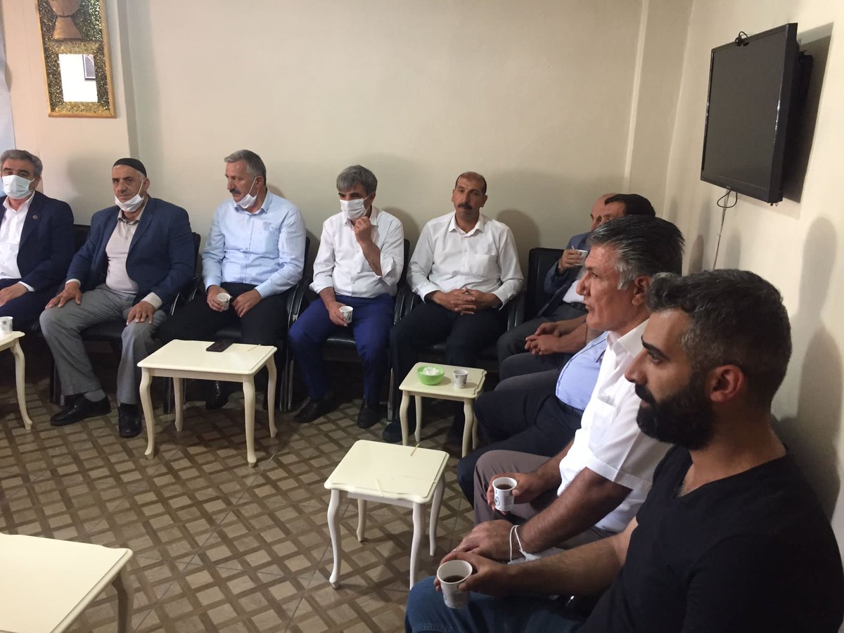 Bayramlaşma kapsamında İlçe bşk.sn <a href="/NazmiCalisan12/">Nazmi Çalışan</a> nı ve ilçe yönetimini ziyaret eden Cumhurbaşkanlığı İdari İşler Başkanlığı Müşaviri sn <a href="/Korkutata_Zeki/">Zeki Korkutata</a> beye nazik ziyaretlerinden ötürü teşekkür ederiz.
<a href="/RTErdogan/">Recep Tayyip Erdoğan</a> <a href="/_cevdetyilmaz/">Cevdet Yılmaz</a> <a href="/FeyziBerdibek1/">Feyzi Berdibek🇹🇷</a> <a href="/hsaglar/">Haşim Sağlar</a>