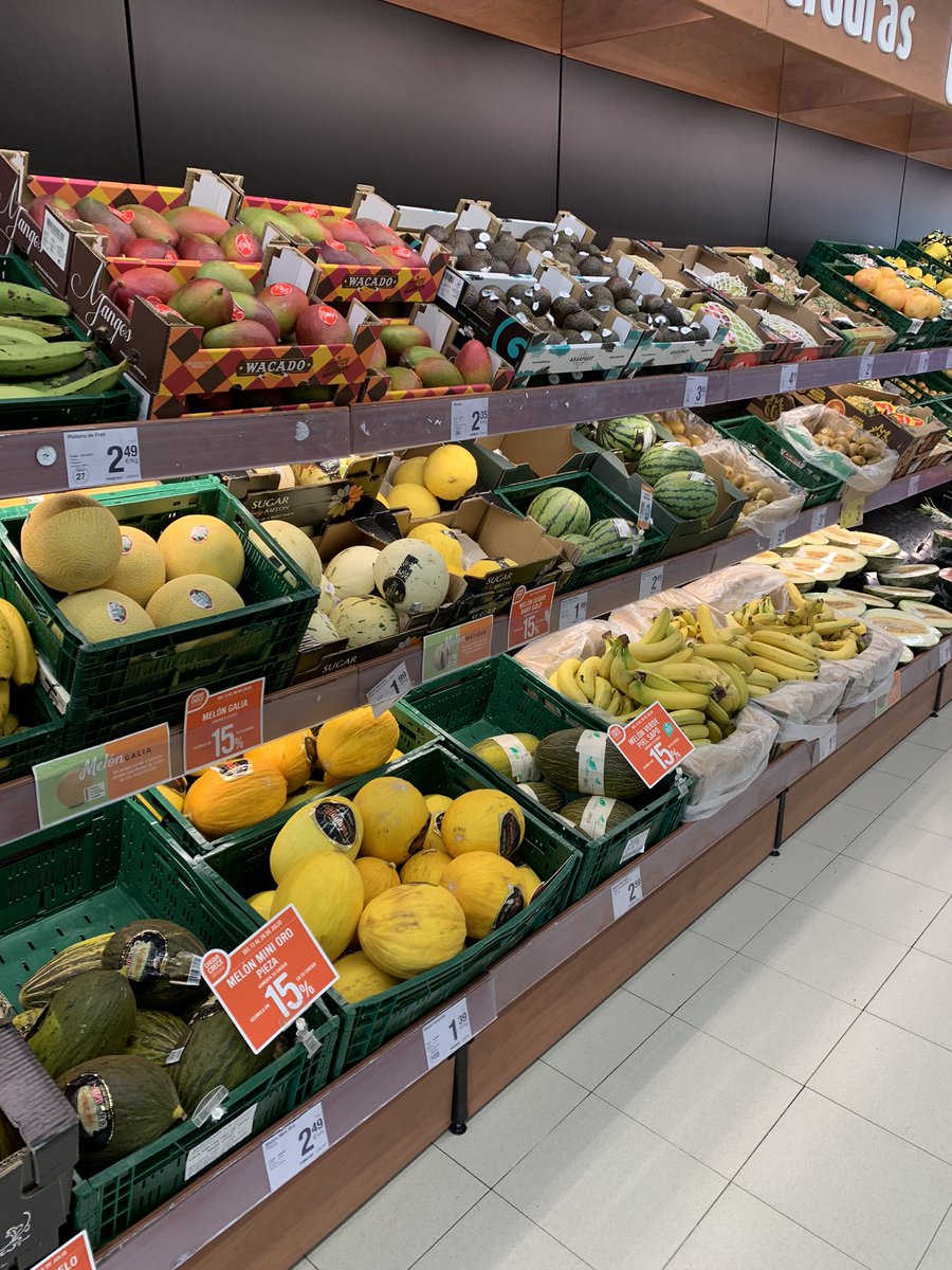 addis5's tweet photo. Plenty of food here in Spain! #BrexitShambles #BrexitDisaster #BrexitBritain #JohnsonVariant #JohnsonLies https://t.co/iWqLzGv7Ij