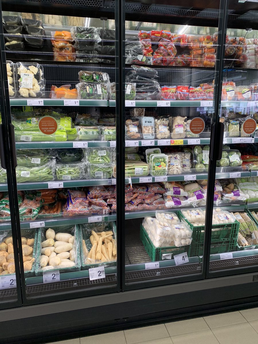 addis5's tweet photo. Plenty of food here in Spain! #BrexitShambles #BrexitDisaster #BrexitBritain #JohnsonVariant #JohnsonLies https://t.co/iWqLzGv7Ij