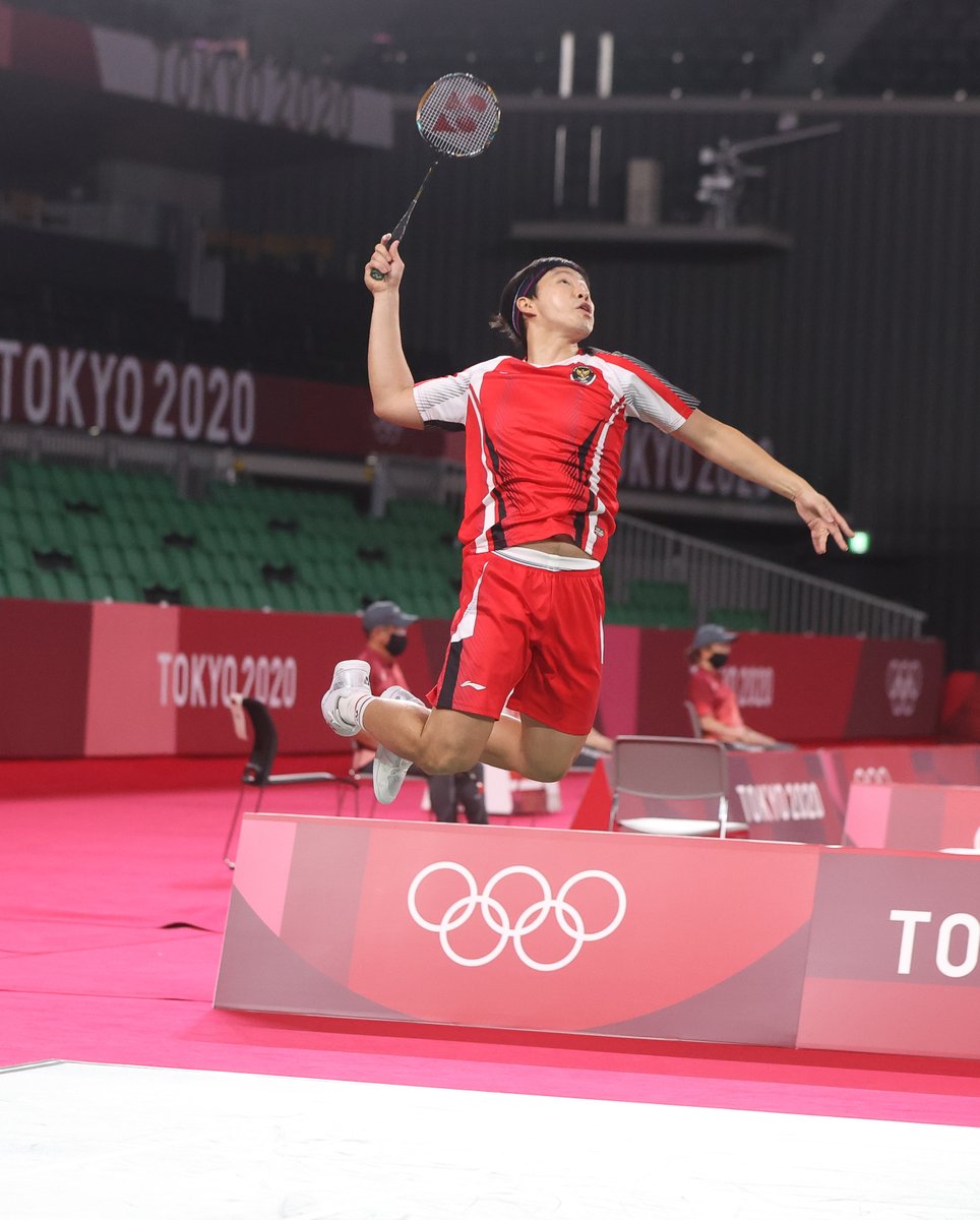 bwfmedia's tweet photo. What. A. Sight.

That’s it. That’s the tweet.

#RaiseARacket 🏸 at #Tokyo2020 #Olympics for 🇮🇩 the Minions. https://t.co/ZGp25KH0s5