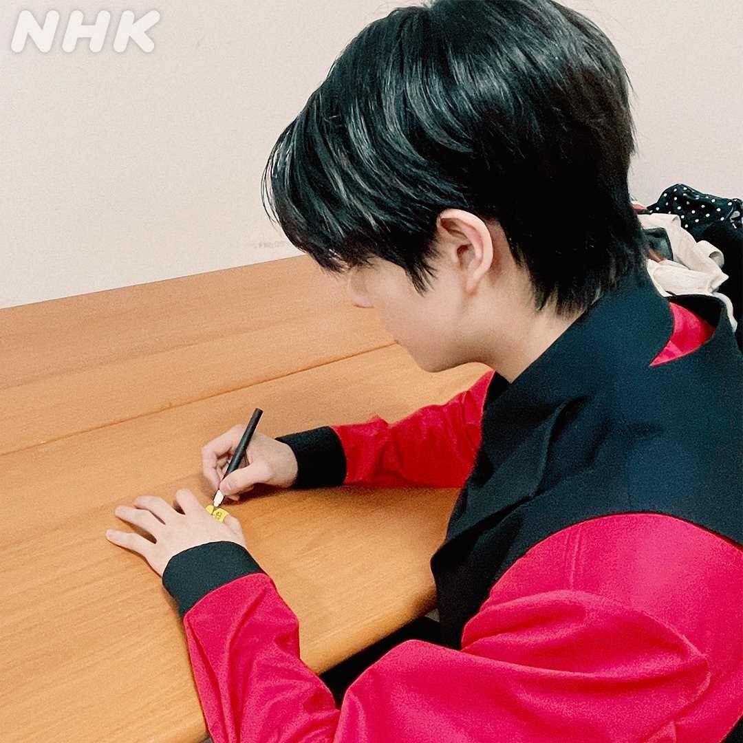 enhypenitalia's tweet photo. [INSTAGRAM] Aggiornamento profilo Instagram ufficiale di @/nhk_oto

“ 【SHIBUYA PIC】
ENHYPEN 1/2

#ShibuyaNote
📺 Tonight at 11:10 PM KST/JST~ Live Broadcast on NHK Tv！” 

@ENHYPEN_members @ENHYPEN #ENHYPEN #엔하이픈 #SUNGHOON #JAKE #JAY https://t.co/NdWnjQ2Wac