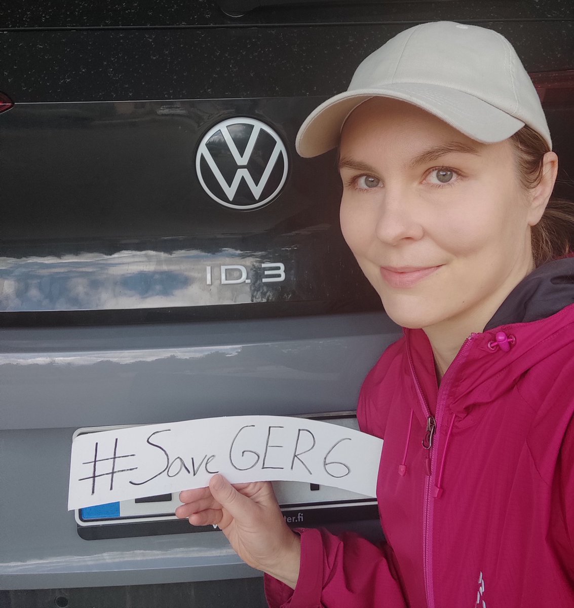 TeaTrmn's tweet photo. Dear Germany, you make excellent electric cars but please stop shutting down your nuclear plants. We need all our low-emission energy sources to meet our climate goals!  #saveGER6 #fota4climate https://t.co/NbCw8VRp0j