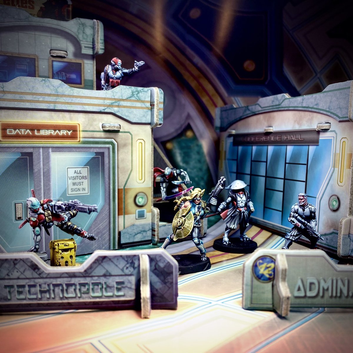 Kirin_paints's tweet image. Dollhouse party! Pew pew #infinitythegame #paintingminiatures #infinitycodeone