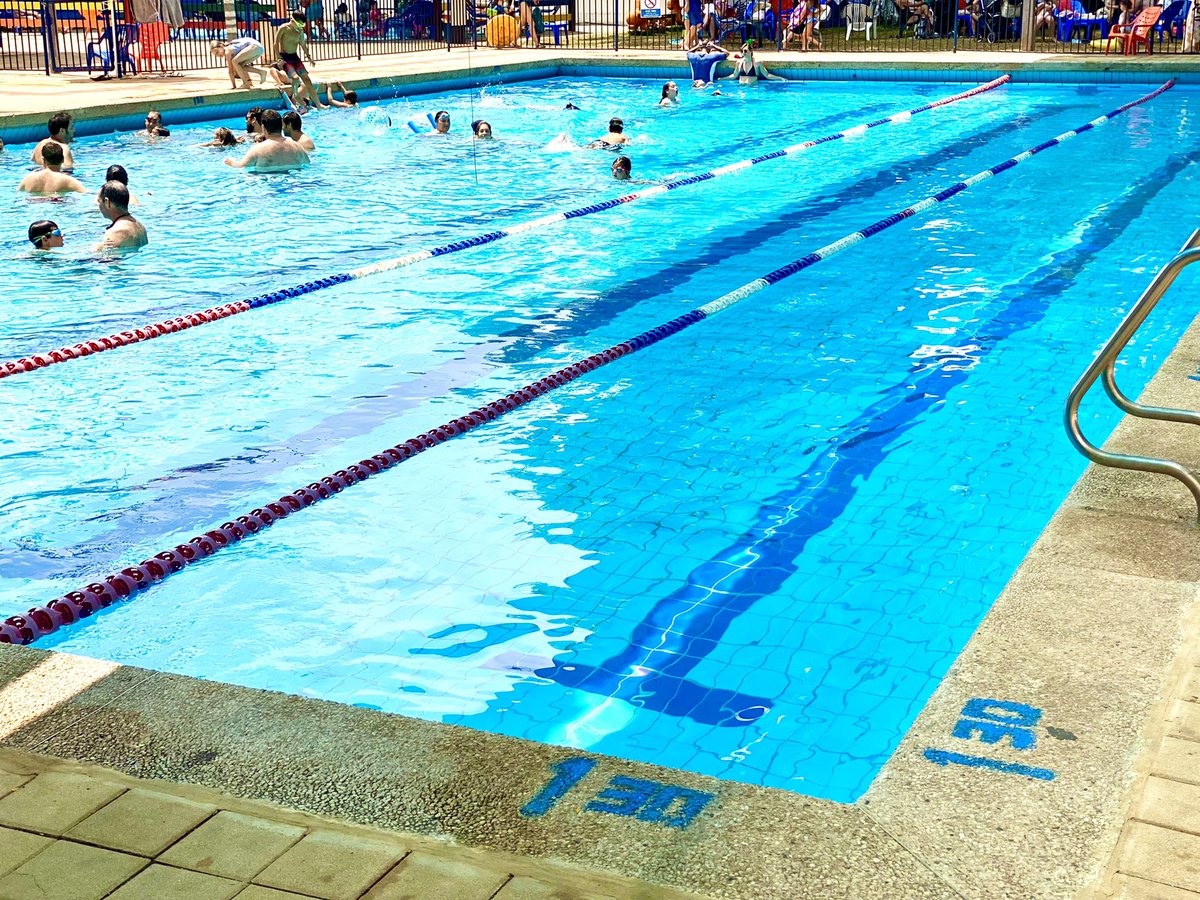 Ostrov_A's tweet image. My happy place! #WeekendSwim