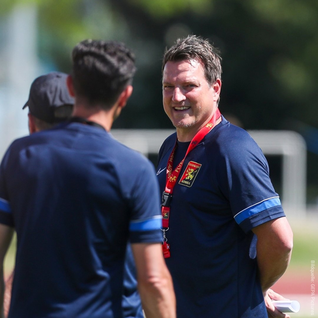 Heute steht mein erstes Bundesliga-Spiel als <a href="/FCAdmiraWacker/">Admira Wacker</a>-Trainer an. 

Ich bin voller Vorfreude und aufgrund der guten Vorbereitung zuversichtlich, dass uns heute in Wattens ein positiver Saisonstart glückt. Was meint ihr?

Auf die ersten drei Punkte, GEMMA 🔴⚫️

#WSGADM