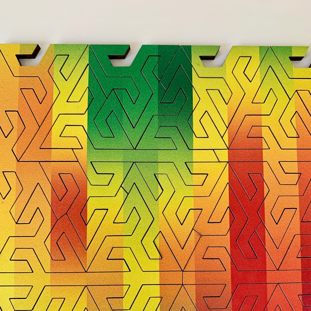wentworthpuzzle's tweet photo. Great picture by @PuzzlesByNathan showing the extra difficult piece cut, and uneven edge of one of our gradient puzzles.

Each of our Gradient Jigsaws has an exclusive cut pattern which is unique to that puzzle, for an all-new challenge 🌈

#DifficultPuzzle #GradientPuzzle https://t.co/K288O8d2It