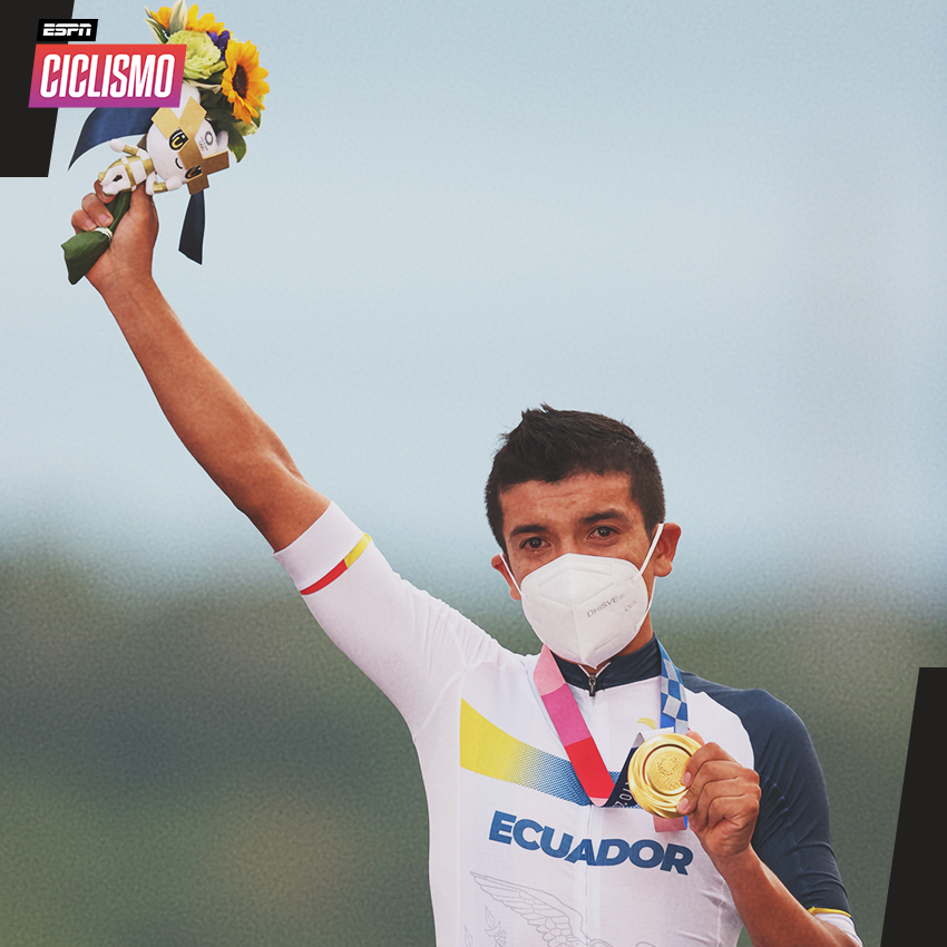 ESPNCiclismo's tweet photo. #ESPNCiclismo ¡¡RICHARD CARAPAZ GANÓ EL ORO EN TOKIO!! 🤩

¡Histórica victoria para el ecuatoriano! La locomotora de #Carchi superó a Wout #VanAert y Tadej #Pogacar en la prueba de ruta de #Tokyo2020 y se adueñó de la medalla dorada.🪙

¡QUÉ LOCURA, @RichardCarapazM ! 👏🔝 https://t.co/nnGuE5Ofxa
