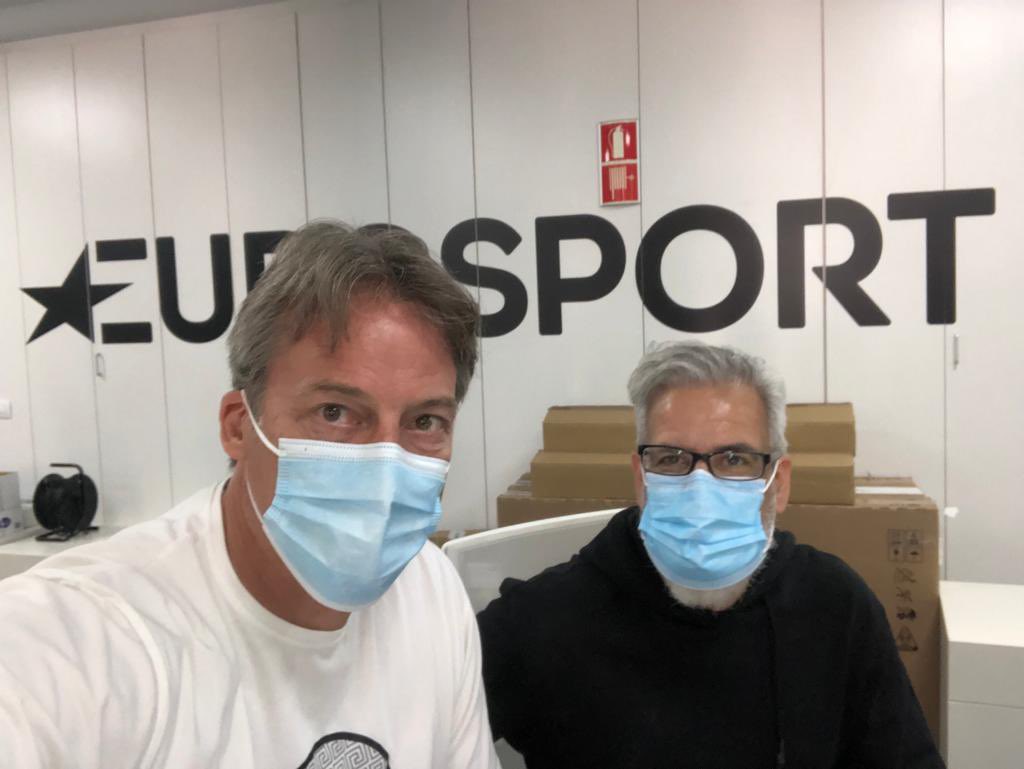 Empieza el espectáculo!!!
La Magia del deporte #olimpiadastokio2020
<a href="/ptrapla/">Paco Trapero</a> 
<a href="/Eurosport_ES/">Eurosport.es</a>