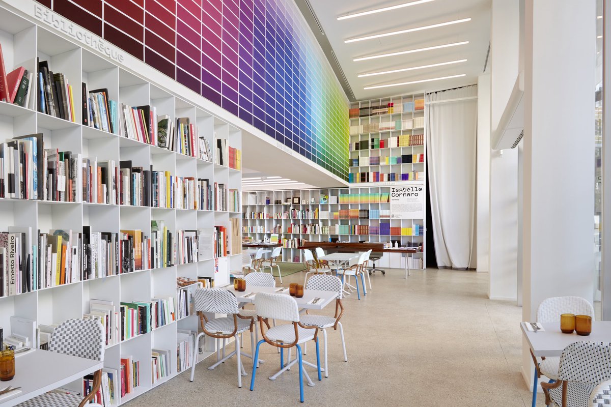 FonPernodRicard's tweet image. Isabelle Cornaro’s solo show, Mohamed Almusibli’s film selection, the Café Mirette and the library are open today sunny Saturday.

1 cours Paul Ricard
Free entry

#isabellecornaro #fondationpernodricard