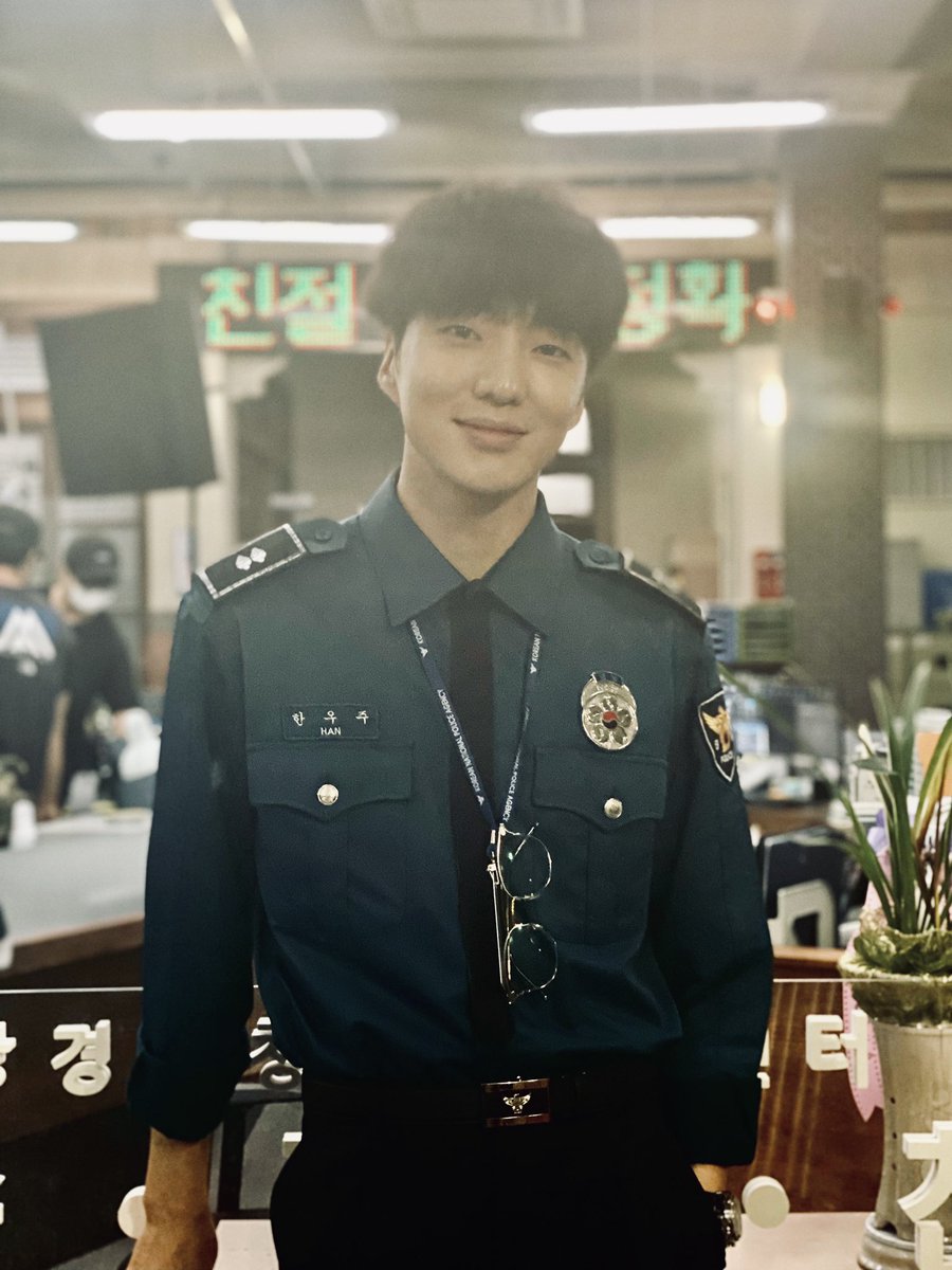 official_yoon_'s tweet photo. 오늘도 우주와 함께해주시면 감사하겠습니다!!🙏🏻💙 https://t.co/o4oaayRCM9