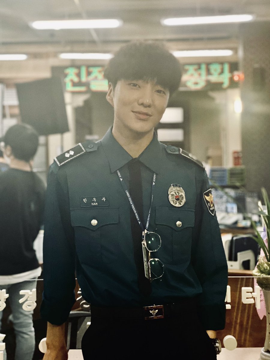 official_yoon_'s tweet photo. 오늘도 우주와 함께해주시면 감사하겠습니다!!🙏🏻💙 https://t.co/o4oaayRCM9