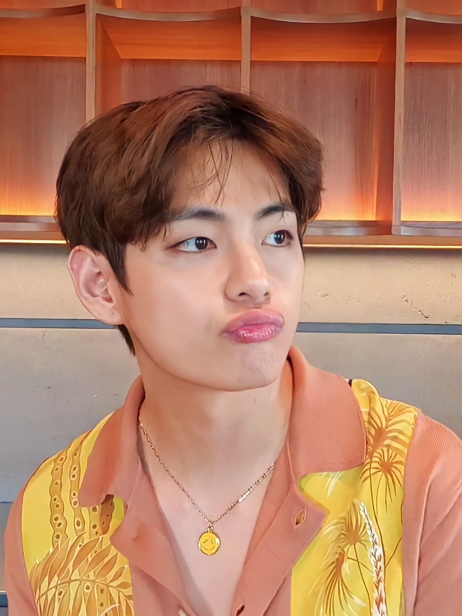 Bangwool_nnn's tweet photo. KTH https://t.co/i9tDT1jjD3