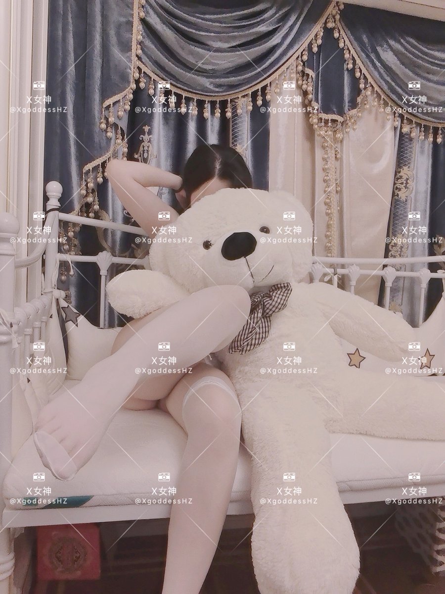 XgoddessHZ's tweet photo. 一个赞操我一次(///ˊㅿˋ///)
抄送：@xijierqi https://t.co/YYXqkxHEwA