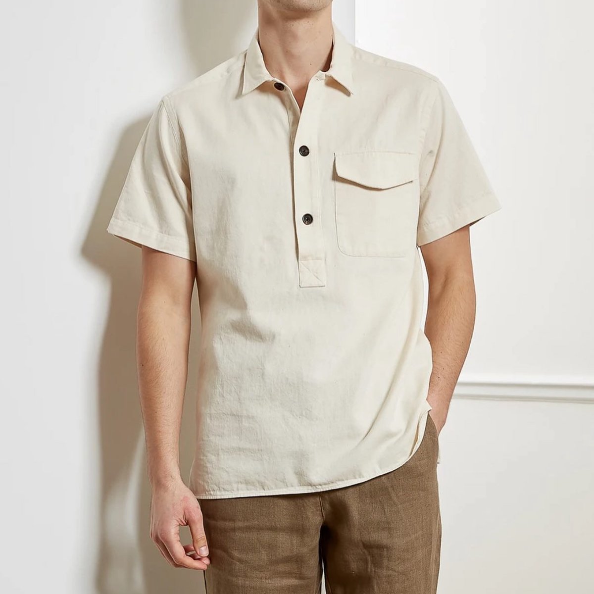 Your summer shirt! Perfect for any occasion, the Oliver Spencer dock popover is casual , easy to wear and timeless. Shop all SS21 online and in store 👋🏼