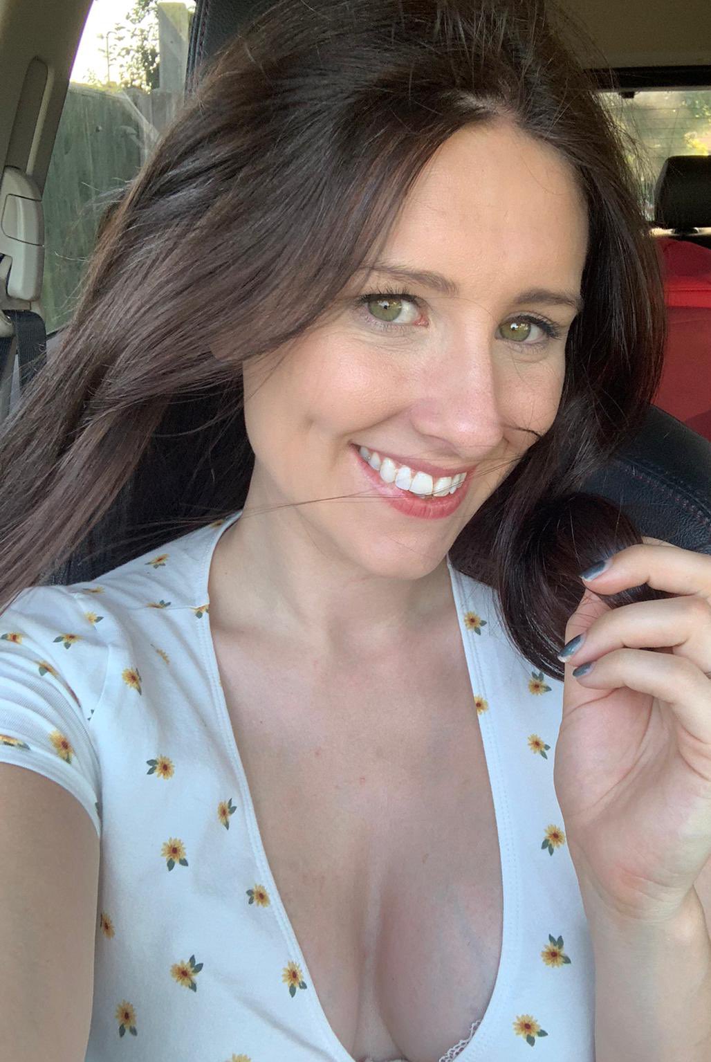 Erin Moore - No PPV! on Twitter: "Do I look pretty today?…