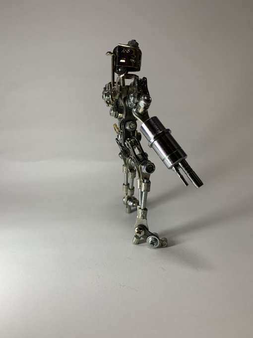 100円ライターのtwitterイラスト検索結果