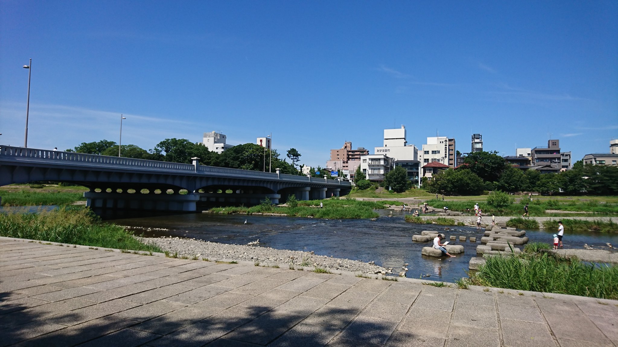 のらねこ 四畳半神話大系 夜は短し歩けよ乙女 聖地巡礼 お馴染み鴨川デルタ 勿論加茂大橋も見てきた 先輩の初デート地進々堂 合格祈願すれば必ず落ちる冷厳あらたかな吉田神社 蛾の大量発生地糺の森 T Co Udpcmapsed Twitter のらねこ 四畳半神話大系 夜は短し歩けよ乙女 聖地巡礼 お馴染み鴨川デルタ 勿論加茂大橋も見てきた 先輩の初デート地進々堂 合格祈願すれば必ず落ちる冷厳あらたかな吉田神社 蛾の大量発生地糺の森 T Co Udpcmapsed Twitter