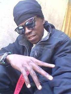 BSNETMONEY1's tweet image. Kila hatua geuka nyuma utapata majibu kwa nini upo hapo ulipo na umetoka wapi na unaenda wapi maander ground tunazalauliwa sana eti ujui kuimba we unaejua ulianza kwa kujua acheni izo