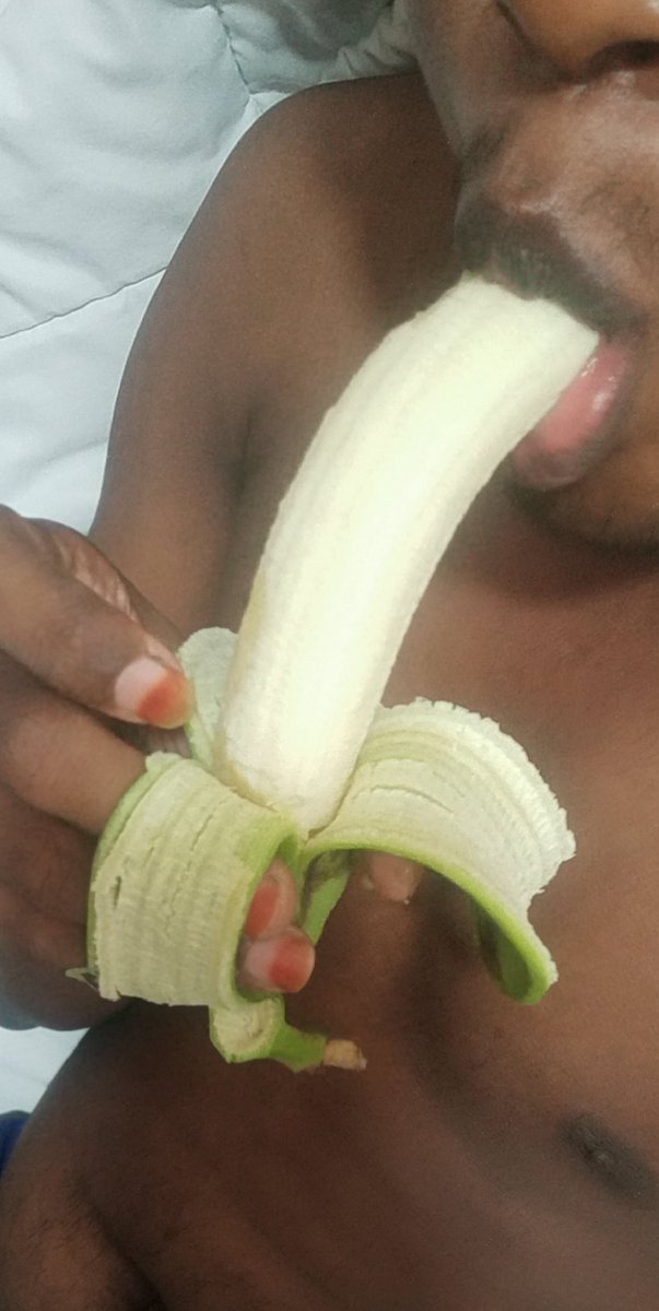 Sucking banana 😂😂😂
