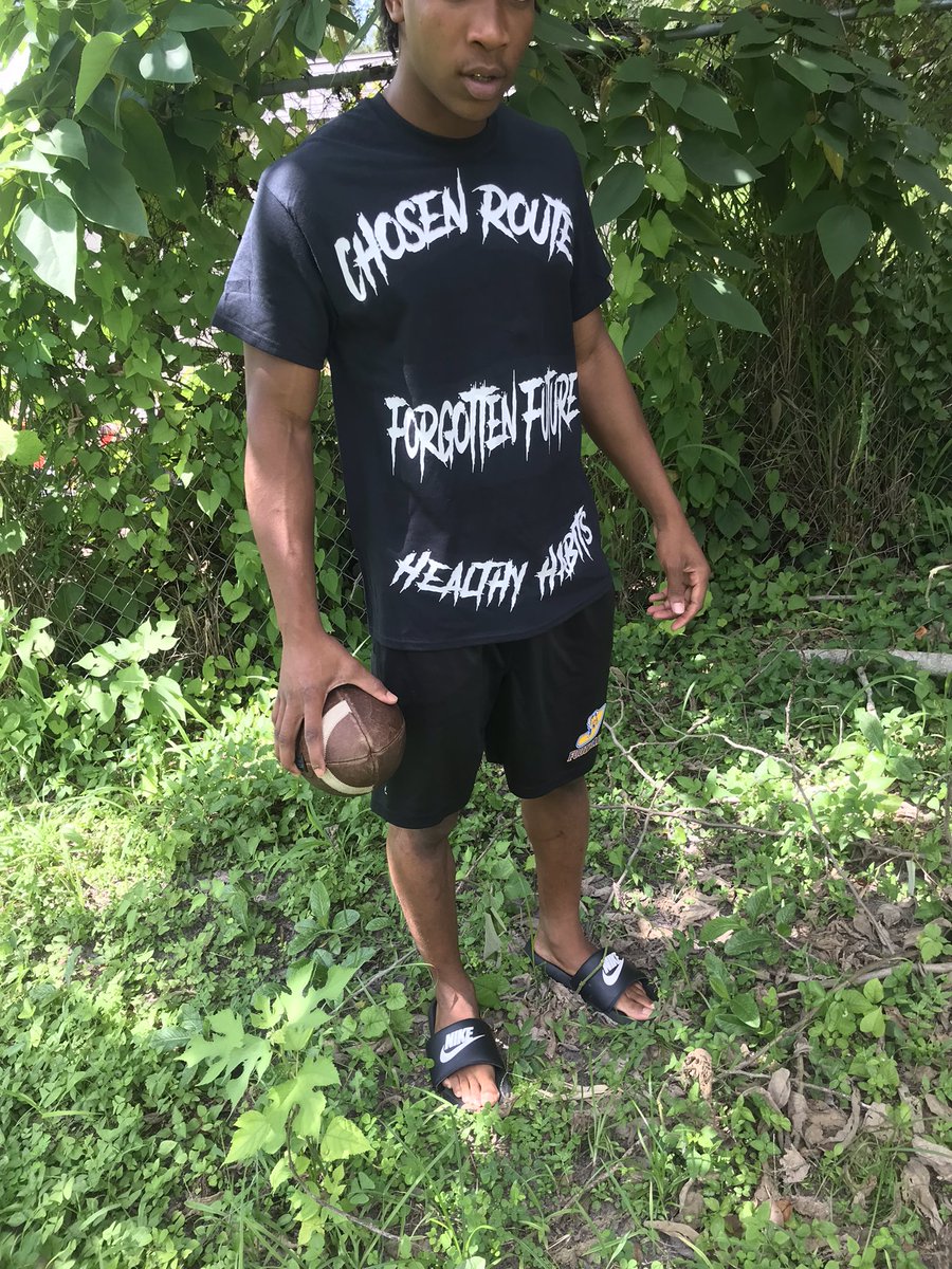 Much happening in this journey‼️ shirt raffle ends tmr. Cashapp-$bignas49 #futurecomingsoon #5$ticket 🏈Alabama🏈 here I come🍂🍃