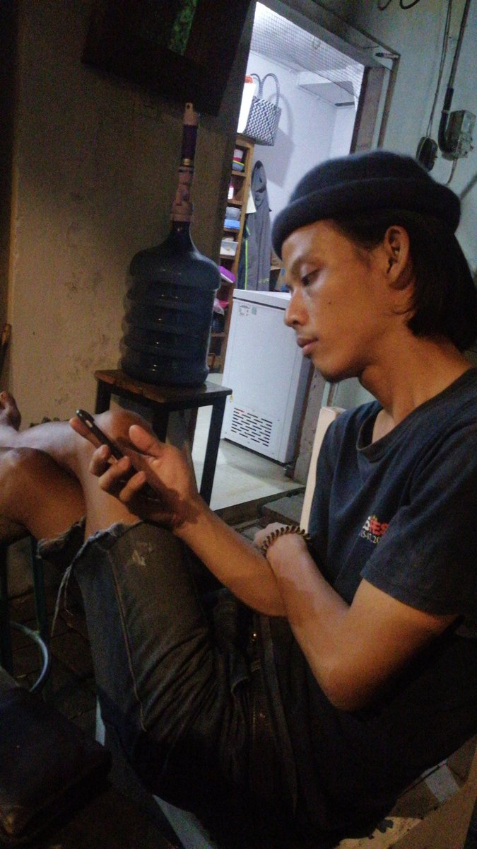 DanyTBOX's tweet photo. @jowoshitpost Kethoke Sedulur @theulartangga https://t.co/HhTXcZPmfy