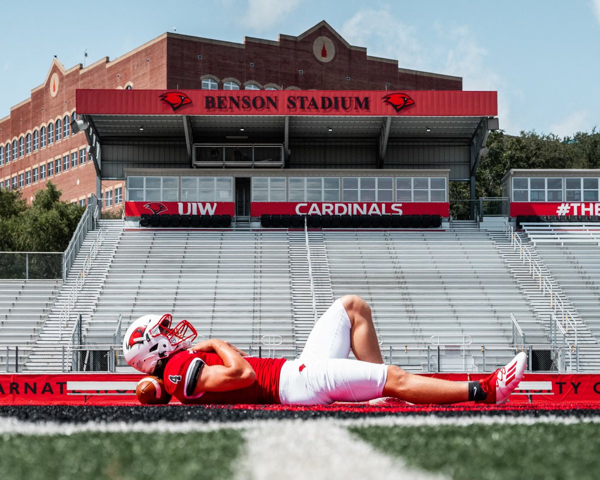 Thank You <a href="/Coach_Leftwich/">Mack Leftwich</a> &amp; <a href="/Coach_Brophy/">Sean Brophy</a> For An Amazing Visit Yesterday!! 
<a href="/UIWFootball/">UIW Football</a> <a href="/LilElmFootball/">Little Elm Football</a>