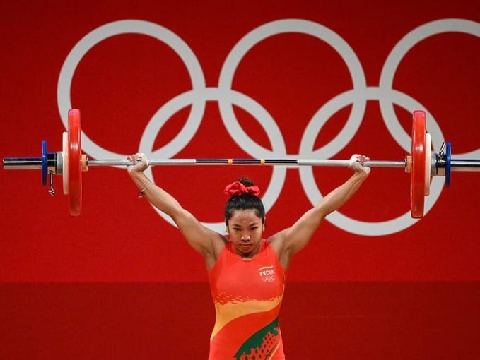 A great start for India!! Congratulations #MirabaiChanu, more power to you! 🇮🇳👏🏻
