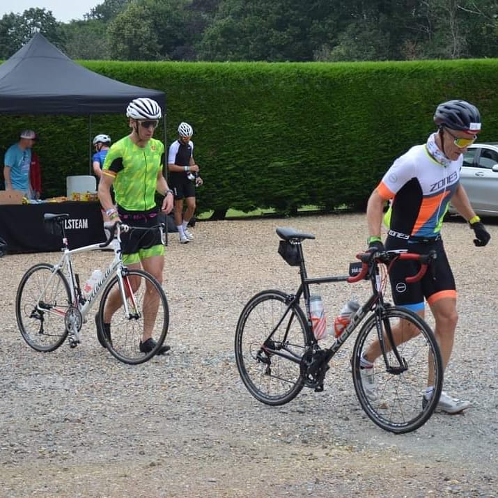 RipleyCourtPrep's tweet photo. Super weather and enthusiastic vibes at today's #CastletoCoast Triathlon!The athletes stopped off at Ripley Court School to grab refreshments before heading off towards Brighton. We wish the organisers and competitors a successful even ahead.#triathlon #surreysport #SurreySports https://t.co/cfCE4a1aW3